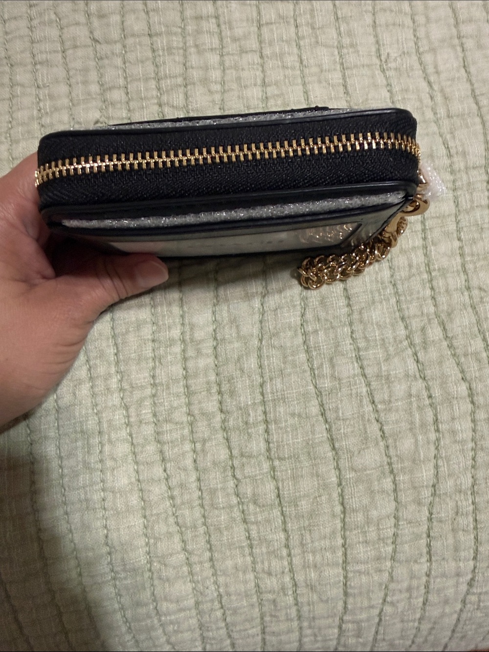 NWT Coach Black Quilted Leather Card Holder with Gold Chain - Picture 3 of 5